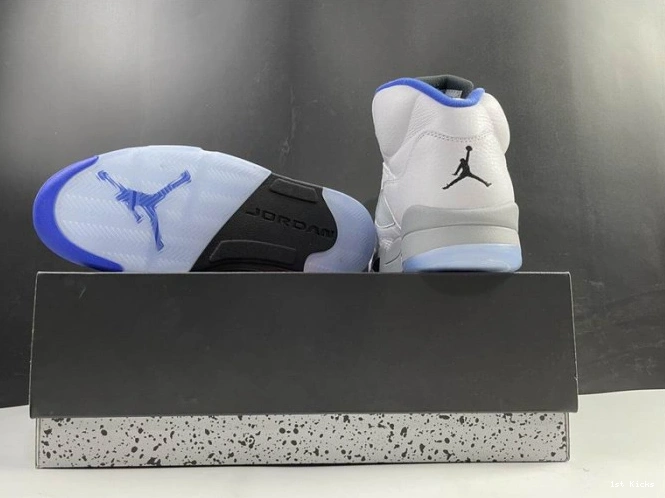 1st Kicks Retro White DD0587-140 Stealth Jordan (2021) 5 Air 0702